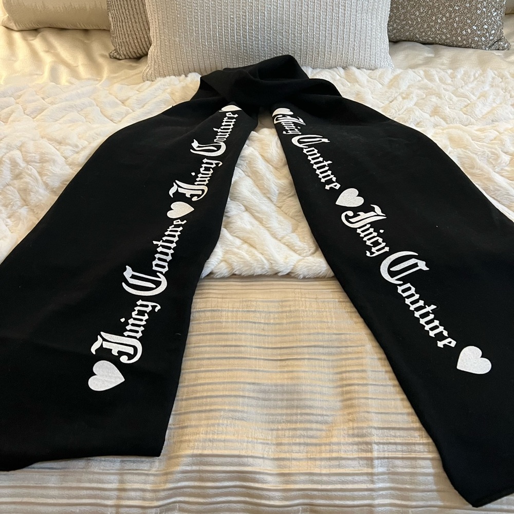 Juicy Couture Scarf